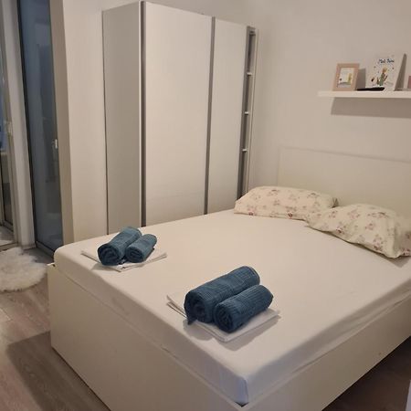 מאקרסקה Apartment Mirjana מראה חיצוני תמונה