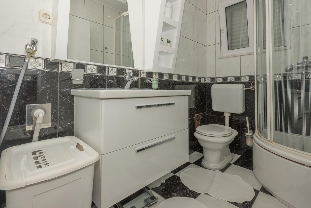 מאקרסקה Apartment Mirjana מראה חיצוני תמונה